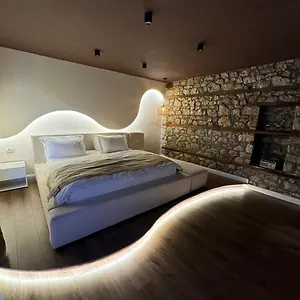 https://vila-ndrio.albaniahotels.org